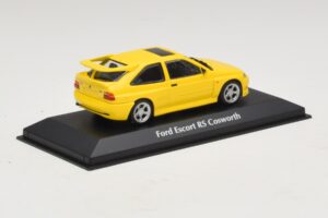 Ford Escort RS Cosworth Jaune Maxichamps 1:43 940082101 Métal Moulé — image 2 sur 5