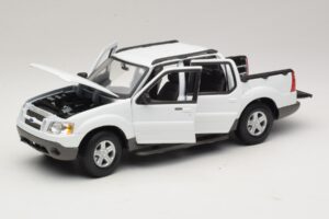 Ford Explorer Sport Trac Blanc Maisto 1:18 36891 Métal Moulé — image 2 sur 8