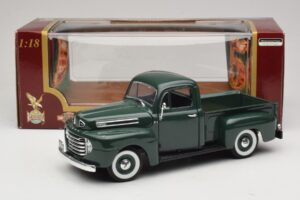 Ford F-1 Vert Road Legends 1:18 92218 Métal Moulé — image 8 sur 8
