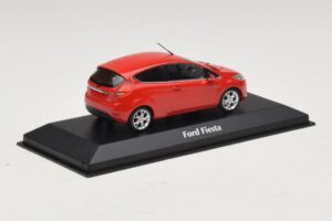 Ford Fiesta Mk7 Rouge Maxichamps 1:43 940088000 Métal Moulé — image 2 sur 5
