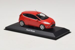 Ford Fiesta Mk7 Rouge Maxichamps 1:43 940088000 Métal Moulé — image 3 sur 5
