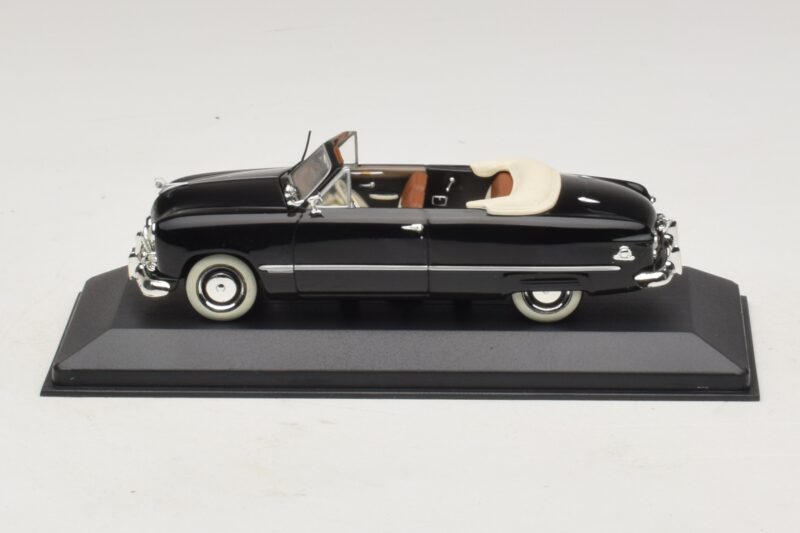 Ford FL Cabriolet Noir Minichamps 1:43 400082231 Métal Moulé