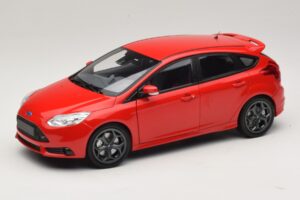 Ford Focus ST Mk2 Rouge Minichamps 1:18 110082002 Métal Moulé