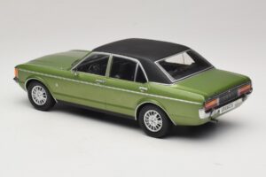 Ford Granada Mk1 Vert Métallisé & Noir MCG 1:18 MCG18569 Métal Moulé — image 5 sur 6