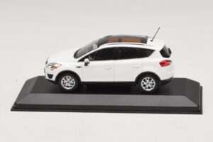 Ford Kuga Mk1 Blanc Édition Concessionnaire Minichamps 1:43 KUGA002 Métal Moulé