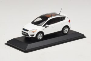 Ford Kuga Mk1 Blanc Édition Concessionnaire Minichamps 1:43 KUGA002 Métal Moulé — image 2 sur 5