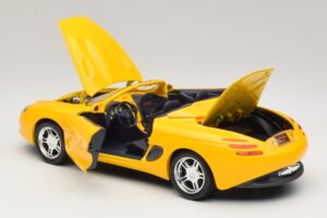 Ford Mustang Mach III Cabriolet Jaune Maisto 1:18 32815 Métal Moulé — image 5 sur 8
