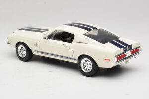 Ford Shelby GT500KR Blanc Road Legends 1:18 92168 Métal Moulé — image 7 sur 8