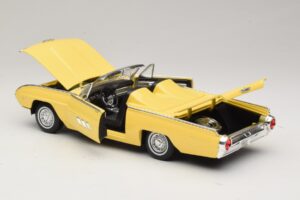 Ford Thunderbird Cabriolet Jaune Anson 1:18 30334-P1 Métal Moulé — image 5 sur 8