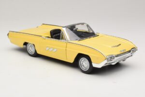 Ford Thunderbird Cabriolet Jaune Anson 1:18 30334-P1 Métal Moulé — image 6 sur 8