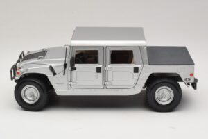 Hummer H1 Hardtop Argent Maisto 1:18 36857 Métal Moulé — image 4 sur 8