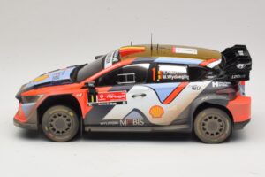 Hyundai i20 N Rally1 #1 T. Neuville / M. Wydaeghe Rally Portugal 2025 IXO 1:18 18RMC251B Métal Moulé — image 3 sur 6
