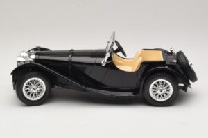 Jaguar SS100 Roadster Noir Bburago 1:18 3006-M3 Métal Moulé — image 3 sur 6