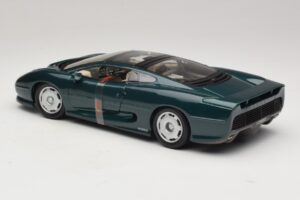 Jaguar XJ220 Vert Métallisé Maisto 1:18 31807 Métal Moulé — image 7 sur 8