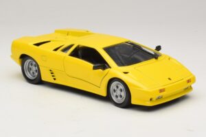 Lamborghini Diablo Jaune Maisto 1:18 32803 Métal Moulé — image 6 sur 8