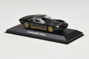 Lamborghini Miura P400 Noir Maxichamps 1:43 940103000 Métal Moulé — image 3 sur 5