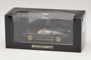Lamborghini Miura P400 Noir Minichamps 1:43 430103004 Métal Moulé — image 5 sur 5