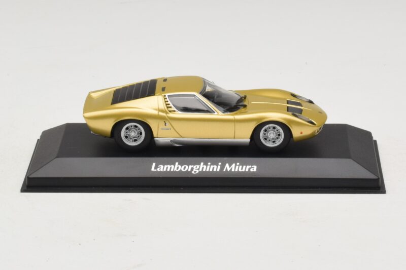 Lamborghini Miura P400 Or Maxichamps 1:43 Lamborghini Miura P400 Or Maxichamps 1:43 940103002 Métal Moulé