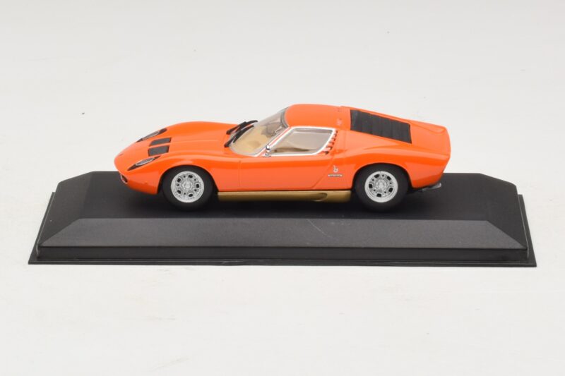 Lamborghini Miura P400 Orange Minichamps 1:43 430103002 Métal Moulé