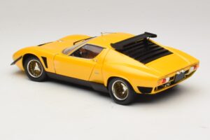 Lamborghini Miura SVR Jaune & Noir Kyosho 1:18 08319GY Métal Moulé — image 7 sur 8