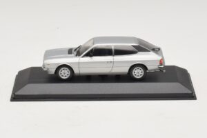 Lancia Beta HPE Argent Minichamps 1:43 400125711 Métal Moulé