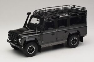 Land Rover Defender 110 SW Adventure Edition Corris Grey GT Spirit 1:18 Land Rover Defender 110 SW Adventure Edition Corris Grey GT Spirit 1:18 GT968 Résine
