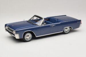 Lincoln Continental Convertible Bleu Métallisé The Lincoln Lawyer KK-Scale 1:18 KKDC181522 Métal Moulé