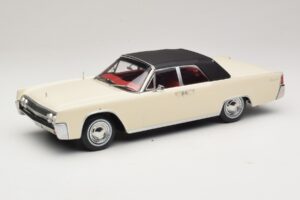 Lincoln Continental Convertible Blanc John F. Kennedy KK-Scale 1:18 KKDC181523 Métal Moulé — image 2 sur 7