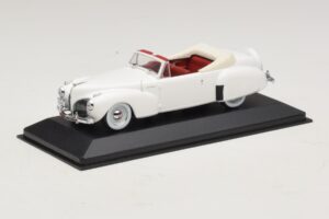 Lincoln Continental Cabriolet Blanc Minichamps 1:43 400082501 Métal Moulé — image 2 sur 5