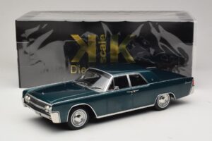 Lincoln Continental Vert Foncé Métallisé Matrix Reloaded & Revolutions KK-Scale 1:18 KKDC181481 Métal Moulé — image 6 sur 6