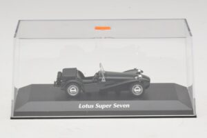Lotus Super Seven Vert Maxichamps 1:43 940113630 Métal Moulé — image 4 sur 5