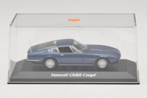 Maserati Ghibli Bleu Métallisé Maxichamps 1:43 940123321 Métal Moulé — image 4 sur 5