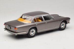 Maserati Quattroporte I Gris Métallisé KK-Scale 1:18 KKDC181511 Métal Moulé — image 2 sur 6