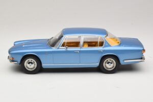 Maserati Quattroporte I Bleu Clair Métallisé KK-Scale 1:18 KKDC181514 Métal Moulé — image 3 sur 6