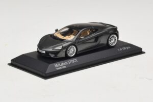 McLaren 570GT Storm Grey Minichamps 1:43 537154520 Métal Moulé — image 2 sur 5