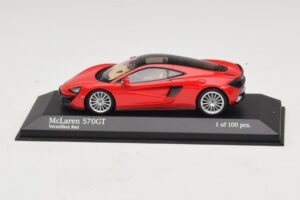 McLaren 570GT Vermillion Red Minichamps 1:43 537154522 Métal Moulé