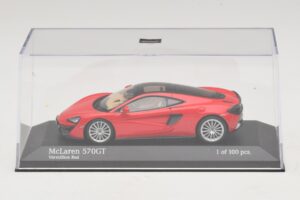 McLaren 570GT Vermillion Red Minichamps 1:43 537154522 Métal Moulé — image 4 sur 5