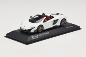 McLaren 675LT Spider Silica White Minichamps 1:43 537154432 Métal Moulé — image 2 sur 5