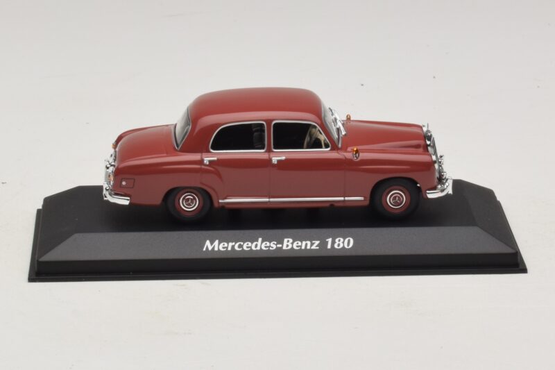 Mercedes 180 W120 Rouge Maxichamps 1:43 940033101 Métal Moulé