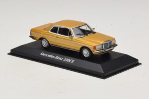 Mercedes 230 CE C123 Or Métallisé Maxichamps 1:43 940032220 Métal Moulé — image 3 sur 5