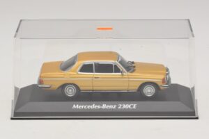 Mercedes 230 CE C123 Or Métallisé Maxichamps 1:43 940032220 Métal Moulé — image 4 sur 5
