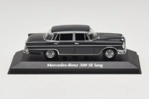 Mercedes 300 SE W112 Lang Gris Foncé Maxichamps 1:43 940035201 Métal Moulé