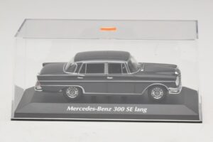 Mercedes 300 SE W112 Lang Gris Foncé Maxichamps 1:43 940035201 Métal Moulé — image 4 sur 5
