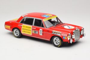 Mercedes 300 SEL 6.8 #1 H. Heyer / Betzler 24 Hours of Nurburgring 1972 Minichamps 1:18 155723401 Métal Moulé — image 4 sur 6
