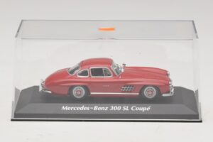 Mercedes 300 SL W198 Rouge Maxichamps 1:43 940039001 Métal Moulé — image 4 sur 5