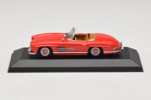 Mercedes 300 SL W198 Rouge Avec Intérieur Marron Minichamps 1:43 MB009 Métal Moulé