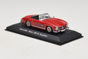 Mercedes 300 SL W198 Roadster Rouge Maxichamps 1:43 940039031 Métal Moulé — image 3 sur 5