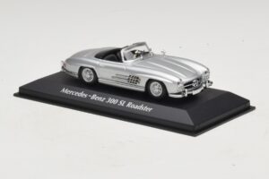 Mercedes 300 SL W198 Roadster Argent Maxichamps 1:43 940039030 Métal Moulé — image 3 sur 5