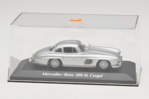 Mercedes 300 SL W198 Argent Maxichamps 1:43 940039000 Métal Moulé — image 4 sur 5