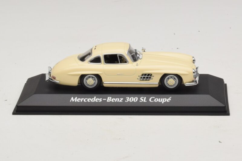 Mercedes 300 SL W198 Blanc Maxichamps 1:43 940039002 Métal Moulé